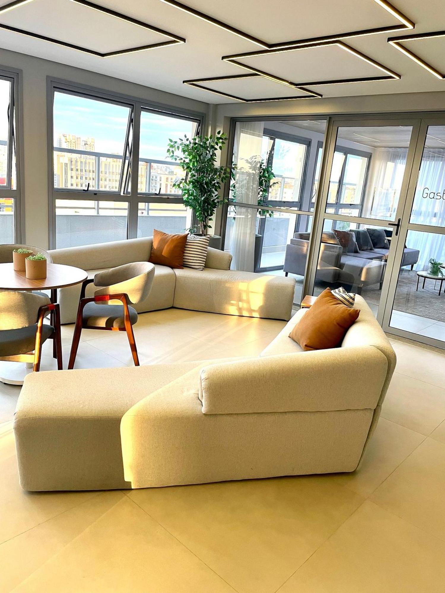 Haus Stay. Com & Sala. Luxo. Moema.